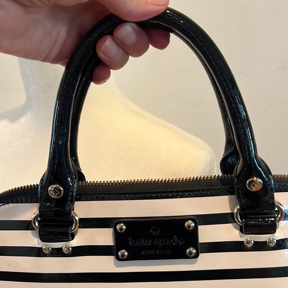 Kate Spade purse - Picture 4 of 16